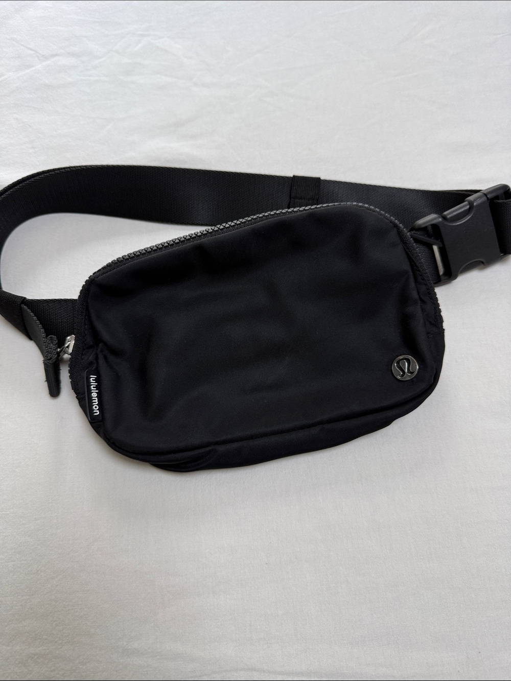 lululemon athletica Black Men's Belt Bag